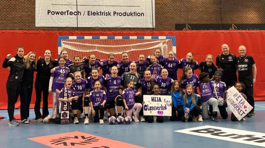 Sikret plassen i 1. divisjon foran nærmere 500 tilskuere!
